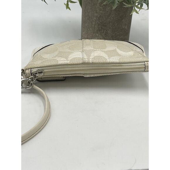 Coach Signature Monogram C Glacier White Canvas Leather Trim Wristlet Pouch - Picture 5 of 6